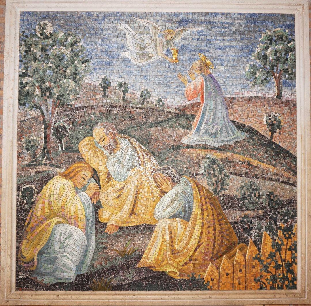 彼得 v2 dcec2e8036dce72d65c5e3eb03bca78c 1440w